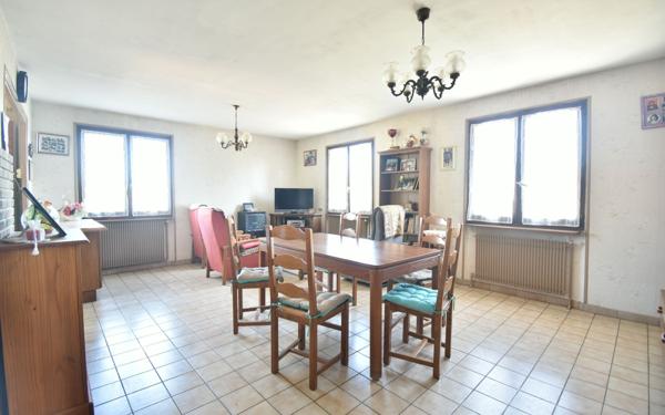 Maison à vendre    4 pièces •  Meximieux