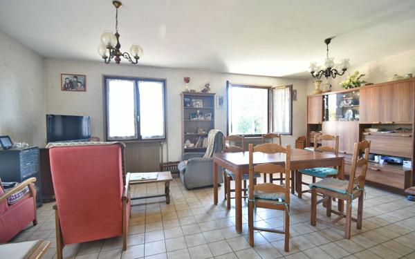 Maison à vendre    4 pièces •  Meximieux