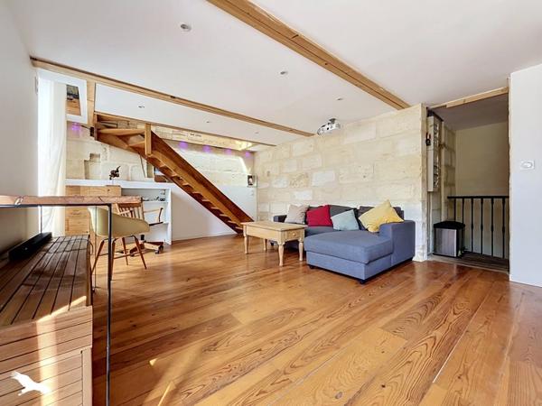 Appartement 233 235 € Bordeaux 2 p 44,1 m² DPE C