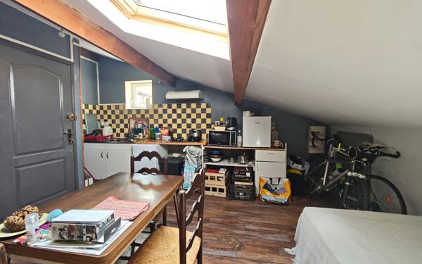 Immeuble à vendre    12 pièces • 274,31 m2 Mazamet