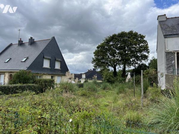 SAINT GUENAEL  - TERRAIN A BATIR DE 650 M2.
