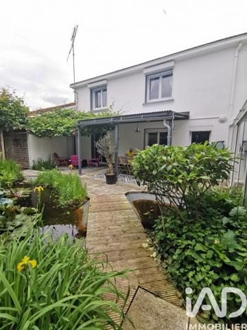 Maison à vendre 9 pièces 311 m² Mouilleron-le-Captif