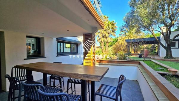 Entre Anglet et Biarritz, propriete contemporaine a pied des 5 Cantons