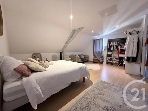 Maison à vendre  6 pièces - 145,85 m 2   GOURDON  - 46