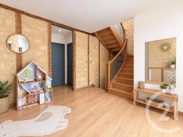 Maison à vendre  6 pièces - 145,85 m 2   GOURDON  - 46