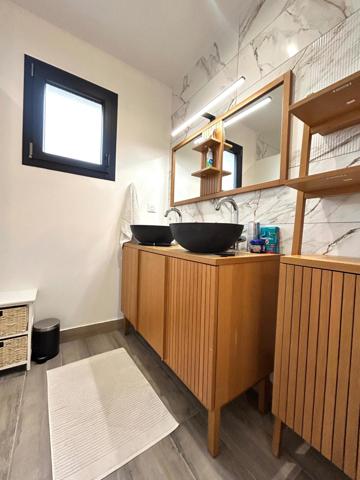 Villa récente construction 2023 5 pièces garage et jardin clos