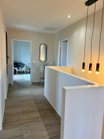 Villa récente construction 2023 5 pièces garage et jardin clos