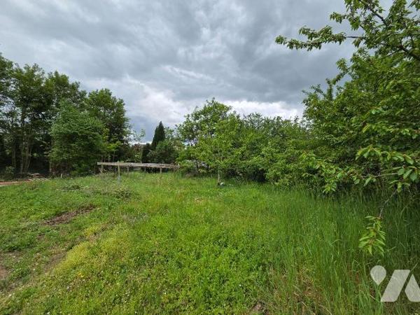 CHIVRES-VAL : TERRAIN A BATIR 

Vous recherchez un terrain pour votre future maison ? Dans ce...