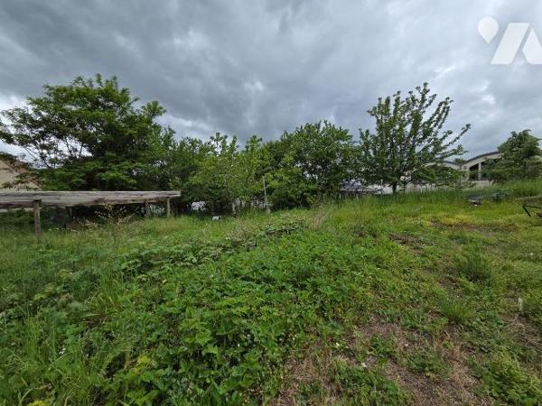 CHIVRES-VAL : TERRAIN A BATIR 

Vous recherchez un terrain pour votre future maison ? Dans ce...