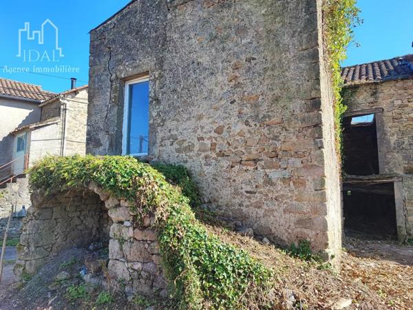 Vente Maison de village 4 pièces 110 m2 à Les Costes-Gozon
