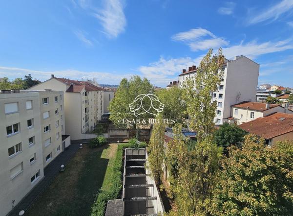 MONPLAISIR/LUMIERE – T4 de 78 m² – 2 Chambres – Double extérieur – Grand Garage
