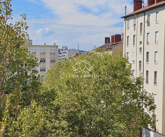 MONPLAISIR/LUMIERE – T4 de 78 m² – 2 Chambres – Double extérieur – Grand Garage