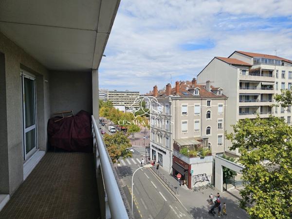 MONPLAISIR/LUMIERE – T4 de 78 m² – 2 Chambres – Double extérieur – Grand Garage