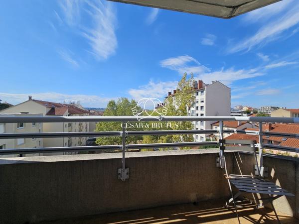 MONPLAISIR/LUMIERE – T4 de 78 m² – 2 Chambres – Double extérieur – Grand Garage