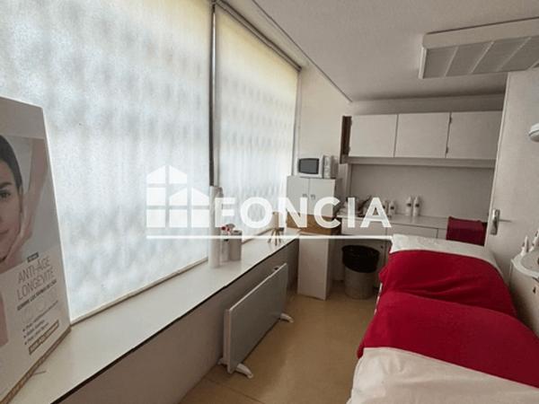 Location Local commercial 4 pièces 74 m² - 11 ALLEE DE CERDAGNE Colomiers 31770