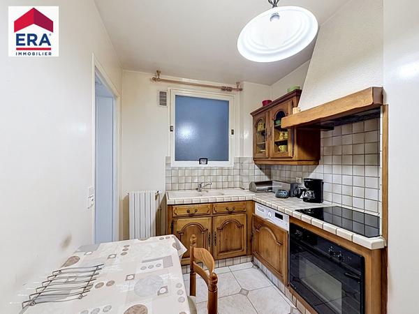 A VENDRE - 2 PIECES TRES BON ETAT - RUE MOLIERE