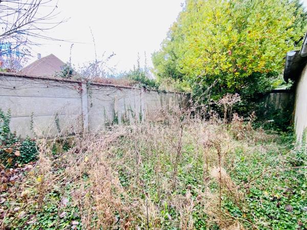 Appartement à vendre 3 pièces OUISTREHAM - 2 chambres - Garage et Jardin - Au pied des commerces
