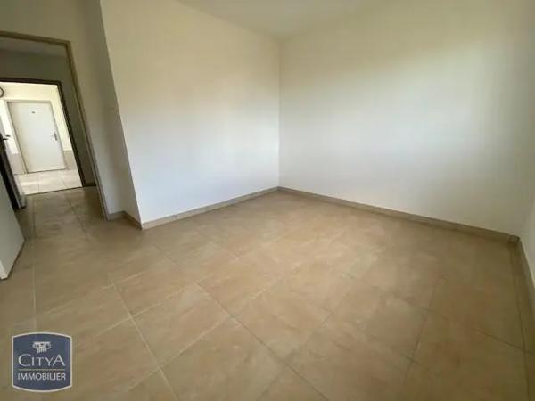 Appartement à louer 1 pièce 22.79m² Le Tampon (97430)