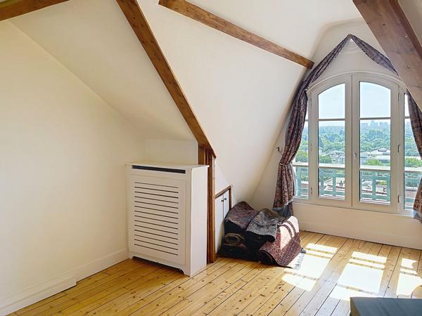 Maison Suresnes 6 pièce(s) 160 m2