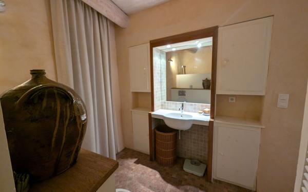 Maison à vendre    4 pièces •  Méjannes-le-Clap