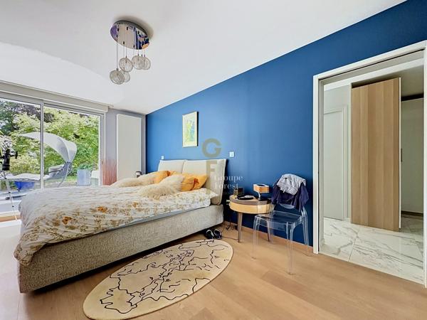 Superbe maison semi plain pied entièrement rénovée 4 suites, piscine et superbe jardin