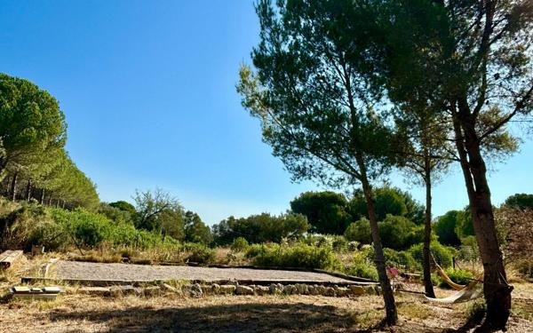 Maison à vendre    7 pièces •  Poussan