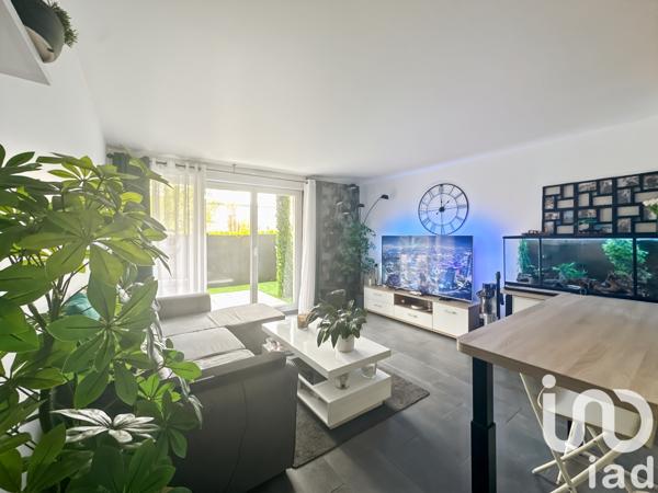 Appartement à vendre 2 pièces 40 m² Sainte-Geneviève-des-Bois