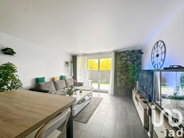 Appartement à vendre 2 pièces 40 m² Sainte-Geneviève-des-Bois