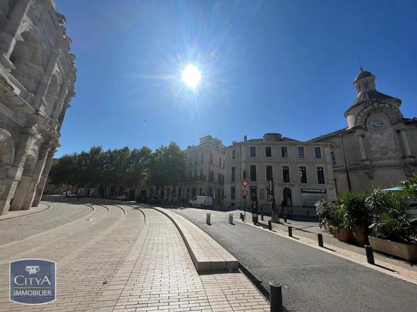 Appartement à louer 3 pièces 55.93m² Nîmes (30000)