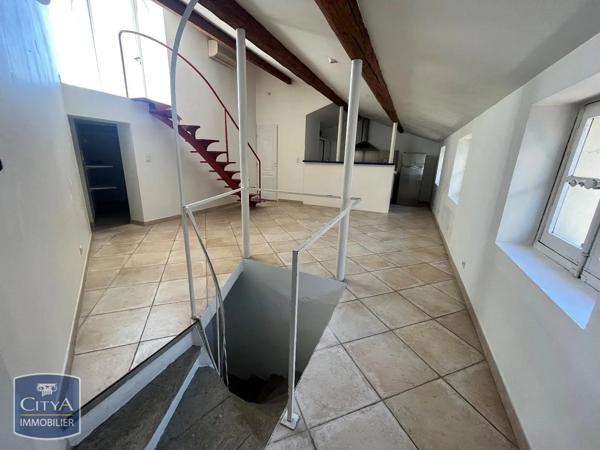 Appartement à louer 3 pièces 55.93m² Nîmes (30000)