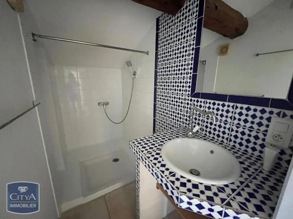 Appartement à louer 3 pièces 55.93m² Nîmes (30000)