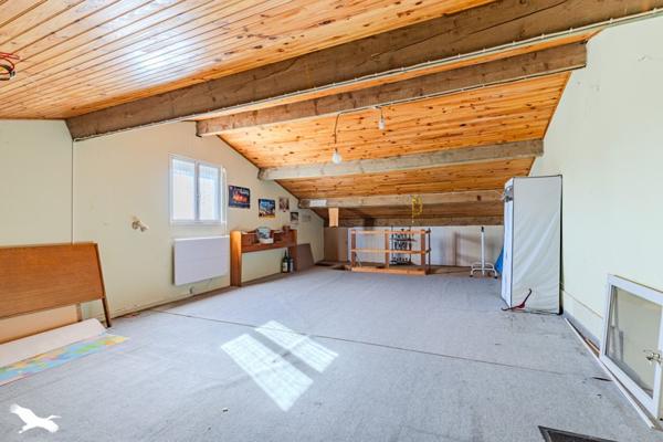 Maison 254 880 € Vayres 5 p 188 m² DPE D