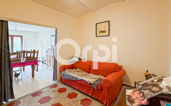 Maison à vendre    7 pièces •  Ruoms