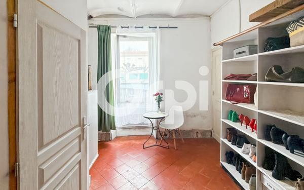 Maison à vendre    7 pièces •  Ruoms