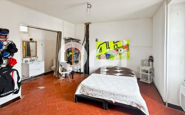 Maison à vendre    7 pièces •  Ruoms