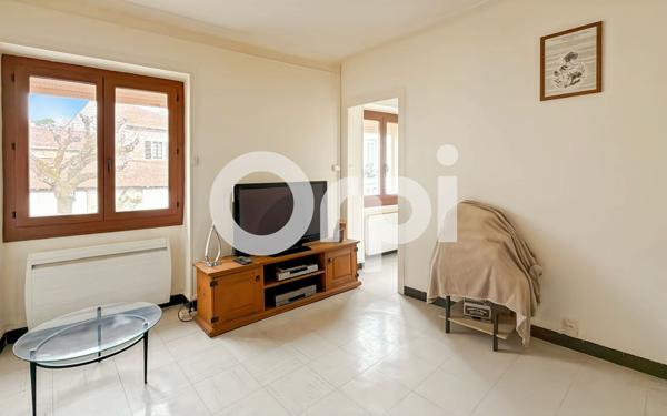 Maison à vendre    7 pièces •  Ruoms