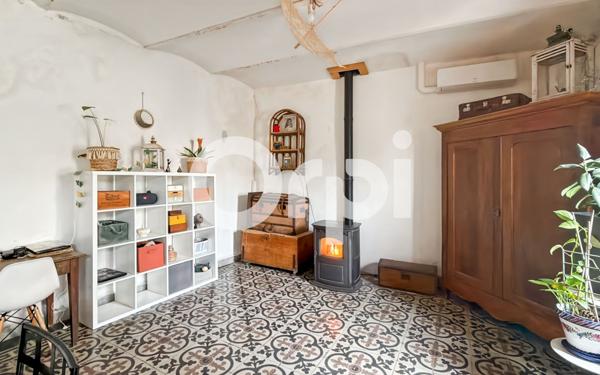 Maison à vendre    7 pièces •  Ruoms