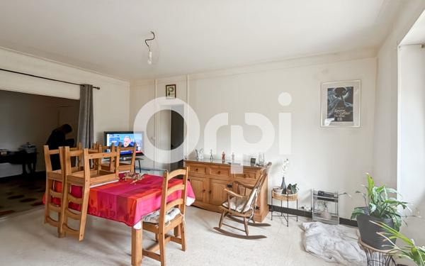 Maison à vendre    7 pièces •  Ruoms