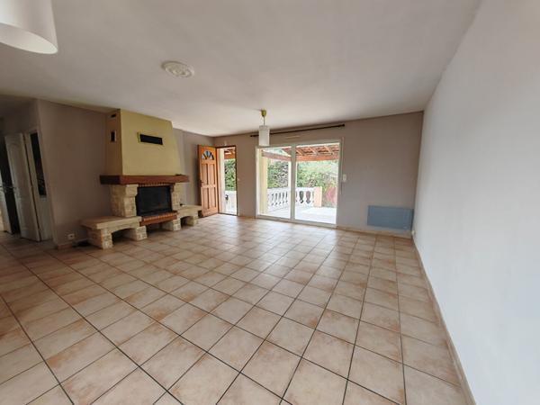 Villa La Crau 5 pièce(s) 100 m2