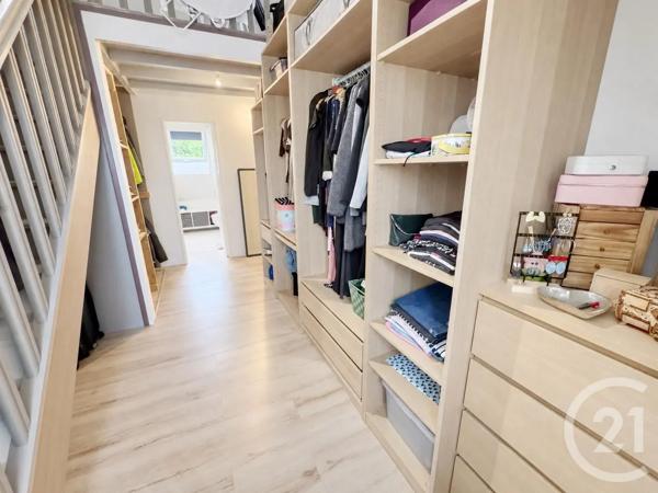 Maison à vendre  6 pièces - 133 m 2   LES MUREAUX  - 78