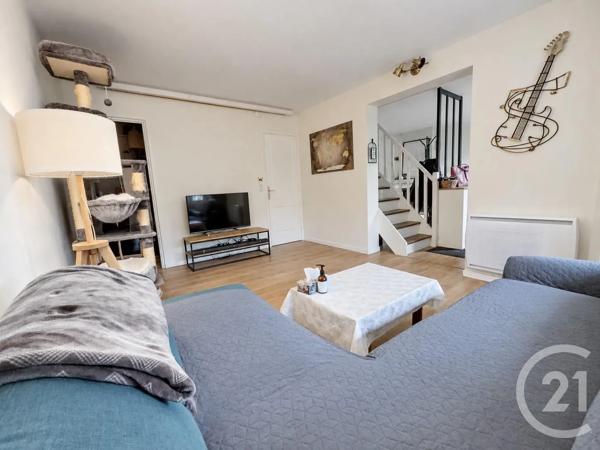 Maison à vendre  6 pièces - 133 m 2   LES MUREAUX  - 78