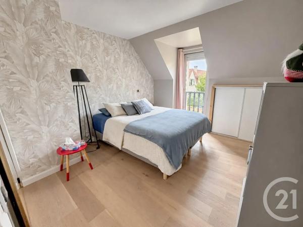 Maison à vendre  6 pièces - 133 m 2   LES MUREAUX  - 78