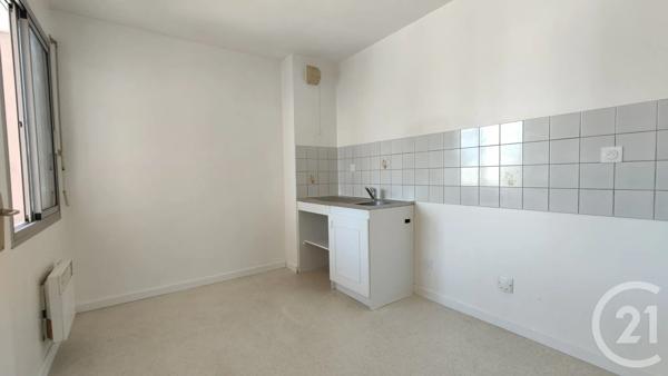 Appartement F2 à vendre  2 pièces - 48,67 m 2   CHALLANS  - 85