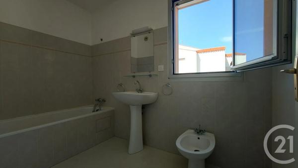 Appartement F2 à vendre  2 pièces - 48,67 m 2   CHALLANS  - 85