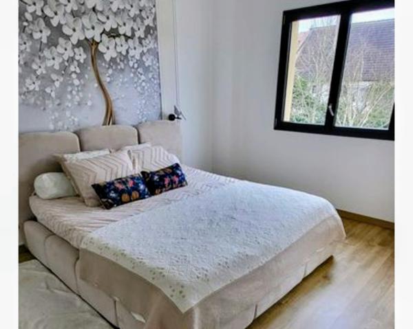 Maison 6 pièces - 130 m² Exclusivité efficity