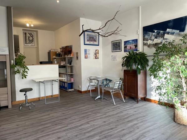 Vente Bureau 6 pièces 125 m2 à Saint-Dié-des-Vosges
