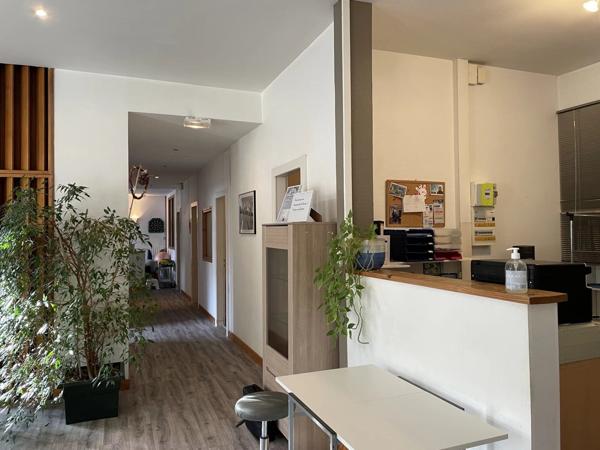 Vente Bureau 6 pièces 125 m2 à Saint-Dié-des-Vosges