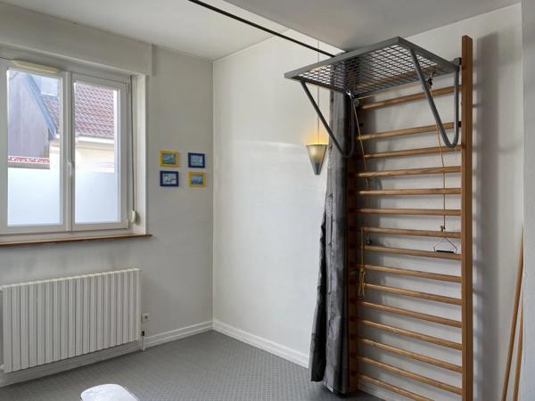 Vente Bureau 6 pièces 125 m2 à Saint-Dié-des-Vosges