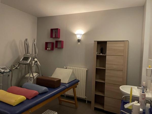 Vente Bureau 6 pièces 125 m2 à Saint-Dié-des-Vosges