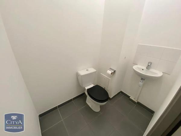 Appartement à louer 4 pièces 101.15m²